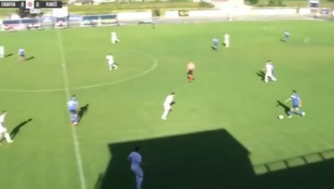 SPAVAŠ LI MIRNO, SQUID GAME? Hrvatski klub: Žele da otkupe TV prava na ovu pljačku (VIDEO) SPAVAŠ LI MIRNO, SQUID GAME? Hrvatski klub: Žele da otkupe TV prava na ovu pljačku (VIDEO)