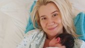 RODILA SE HANA: Denser Husa iz Bit strita dobio ćerkicu