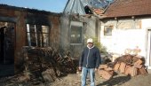ЗЛАТКУ У ПОЖАРУ ИЗГОРЕЛА ПОРОДИЧНА КУЋА: Изненада букнуо, још увек непознат узрок ЗЛАТКУ У ПОЖАРУ ИЗГОРЕЛА ПОРОДИЧНА КУЋА: Изненада букнуо, још увек непознат узрок