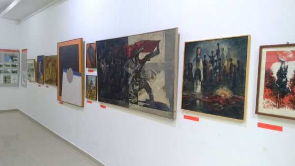 БРАНИЧЕВО ПАМТИ ЖРТВЕ ИЗ КРАЉЕВА: У Галерији савремене уметности у Пожаревцу отворена меморијална изложба БРАНИЧЕВО ПАМТИ ЖРТВЕ ИЗ КРАЉЕВА: У Галерији савремене уметности у Пожаревцу отворена меморијална изложба