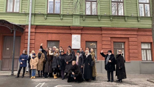 ВАСА ЖЕЛЕЗНОВА У РУСИЈИ: Представа Народног позоришта на Међународном позоришном фестивалу у Нижњем Новгороду ВАСА ЖЕЛЕЗНОВА У РУСИЈИ: Представа Народног позоришта на Међународном позоришном фестивалу у Нижњем Новгороду