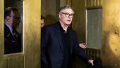 НОВИ ДЕТАЉИ: Алек Болдвин пуцао из пиштоља из којег су пре снимања гађали лименке пива? НОВИ ДЕТАЉИ: Алек Болдвин пуцао из пиштоља из којег су пре снимања гађали лименке пива?