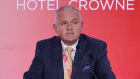 POVERENJE ČITALACA: DR Milan Nedeljković čestitao Novostima rođendan POVERENJE ČITALACA: DR Milan Nedeljković čestitao Novostima rođendan