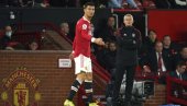 RONALDO SE OGLASIO POSLE ŠAMARA: Reči koje će više da bole od stida na Old Trafordu RONALDO SE OGLASIO POSLE ŠAMARA: Reči koje će više da bole od stida na Old Trafordu