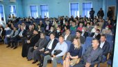 СВЕЧАНА АКАДЕМИЈА: Средњошколски центар у Угљевику слави 40 година постојања СВЕЧАНА АКАДЕМИЈА: Средњошколски центар у Угљевику слави 40 година постојања