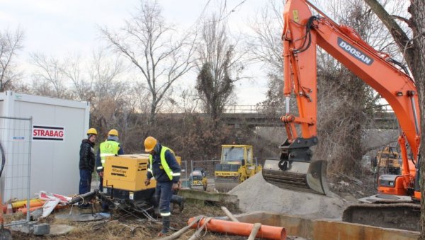 ВОДА ИЗ ГРАДСКОГ ВОДОВОДА У ПИРОТУ НИЈЕ ЗА ПИЋЕ: Очекује се нормализација снабдевања ВОДА ИЗ ГРАДСКОГ ВОДОВОДА У ПИРОТУ НИЈЕ ЗА ПИЋЕ: Очекује се нормализација снабдевања