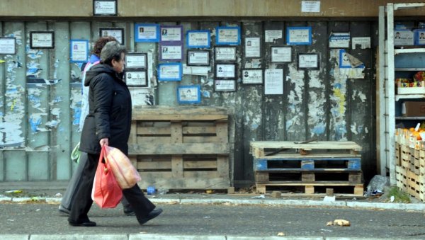 УМРЛИХ ДУПЛО ВИШЕ ОД РОЂЕНИХ: Забрињавајући однос наталитета и морталитета УМРЛИХ ДУПЛО ВИШЕ ОД РОЂЕНИХ: Забрињавајући однос наталитета и морталитета