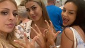 АЛБАНСКИ МЕДИЈИ РАЗАПЕЛИ СВОЈЕ МИСИЦЕ: Три прста после симбола Велике Албаније АЛБАНСКИ МЕДИЈИ РАЗАПЕЛИ СВОЈЕ МИСИЦЕ: Три прста после симбола Велике Албаније