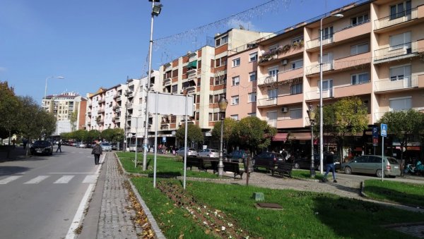 ПАРАЋИНУ ЗА СОЛАРНЕ ПАНЕЛЕ ТРИ МИЛИОНА: Субвенцију одобрило Министарство рударства и енергетике ПАРАЋИНУ ЗА СОЛАРНЕ ПАНЕЛЕ ТРИ МИЛИОНА: Субвенцију одобрило Министарство рударства и енергетике