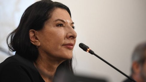 NE IDEM NIGDE DOK NE NAPUNIM 103 GODINE: Marina Abramović ima recept za dugovečnost, a kaže da već zna pobednika izbora u SAD NE IDEM NIGDE DOK NE NAPUNIM 103 GODINE: Marina Abramović ima recept za dugovečnost, a kaže da već zna pobednika izbora u SAD