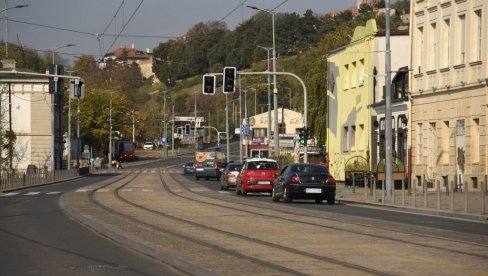 VAŽNO ZA VOZAČE U SRBIJI: Stiže novi zakon - brojne novine će sačekati građane VAŽNO ZA VOZAČE U SRBIJI: Stiže novi zakon - brojne novine će sačekati građane