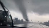 SMRTONOSNI TORNADO POGODIO TEKSAS: Tri osobe poginule, ima i nestalih, kuće uništene