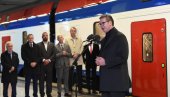 ВУЧИЋ ПРИСУСТВОВАО ПРИМОПРЕДАЈИ НОВОГ ВОЗА: Почела је нова ера саобраћаја у Србији (ФОТО/ВИДЕО) ВУЧИЋ ПРИСУСТВОВАО ПРИМОПРЕДАЈИ НОВОГ ВОЗА: Почела је нова ера саобраћаја у Србији (ФОТО/ВИДЕО)