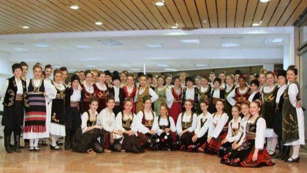 СТИГЛИ ПРИЈАТЕЉИ ИЗ МОСКВЕ: Заједничко коло КУД-ова Пионир и Балакирев из Русије СТИГЛИ ПРИЈАТЕЉИ ИЗ МОСКВЕ: Заједничко коло КУД-ова Пионир и Балакирев из Русије