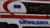 SUDAR AUTOBUSA I AUTA NA NOVOM BEOGRADU: Vozač punta hitno prevezen u Urgentni centar