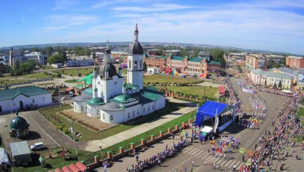 НОВО ОСВАЈАЊЕ СИБИРА - НИЧУ МОДЕРНИ ГРАДОВИ И АЛУМИНИЈУМСКА ДОЛИНА: У Русији одлучни да исток земље не сме више да буде скоро празан НОВО ОСВАЈАЊЕ СИБИРА - НИЧУ МОДЕРНИ ГРАДОВИ И АЛУМИНИЈУМСКА ДОЛИНА: У Русији одлучни да исток земље не сме више да буде скоро празан