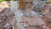 UKRALI CEMENT I PALETE: Krađa na gradilištu u kanjonu Temštice