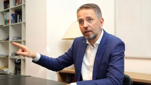 РАДУЛОВИЋ: Ово су прве мере ЕУ против Приштине икада