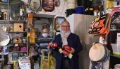 ШЕРПЕ НА ДАР: Горан Весић одлучио да посуђем обрадује сараднице из кабинета ШЕРПЕ НА ДАР: Горан Весић одлучио да посуђем обрадује сараднице из кабинета