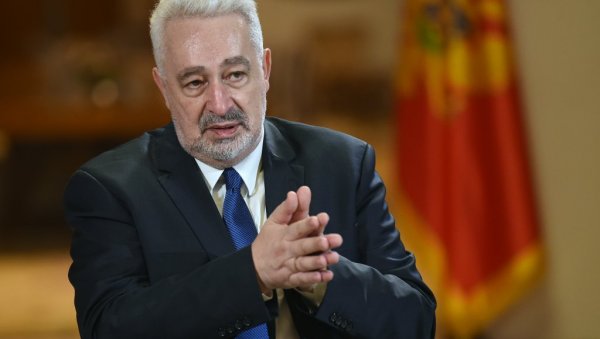 СКАНДАЛ У ЦРНОЈ ГОРИ: Кривокапић износи прљави веш и пребацује одговорност - Радуловић самовољно одбио захтев Амбасаде Србије! СКАНДАЛ У ЦРНОЈ ГОРИ: Кривокапић износи прљави веш и пребацује одговорност - Радуловић самовољно одбио захтев Амбасаде Србије!