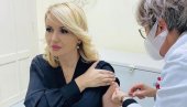 TEPAVČEVIĆ: Vakciniši se jer nekoga voliš i jer neko tebe voli (FOTO) TEPAVČEVIĆ: Vakciniši se jer nekoga voliš i jer neko tebe voli (FOTO)