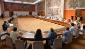 KOVID PROPUSNICE OD 18 ČASOVA? Ovo su mogući zahtevi medicinskog dela Kriznog štaba KOVID PROPUSNICE OD 18 ČASOVA? Ovo su mogući zahtevi medicinskog dela Kriznog štaba
