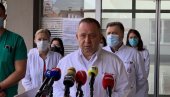 ПОЛИКЛИНИКЕ И У ДРУГОЈ СМЕНИ: Због короне не трпе други болесници у Бијељини ПОЛИКЛИНИКЕ И У ДРУГОЈ СМЕНИ: Због короне не трпе други болесници у Бијељини