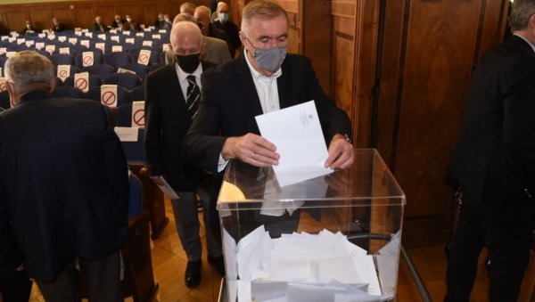 ИЗБОРИ У САНУ: Нови дописни чланови Српске академије наука и уметности ИЗБОРИ У САНУ: Нови дописни чланови Српске академије наука и уметности