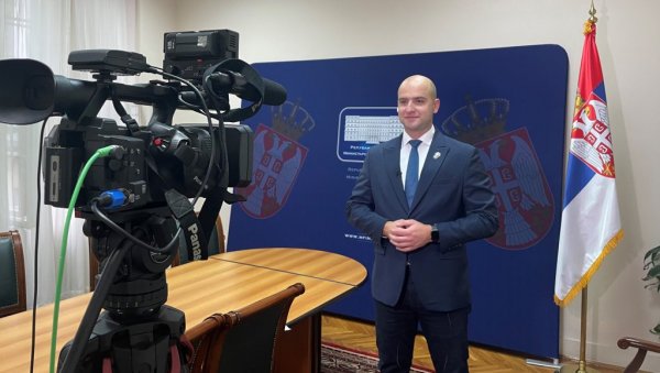 ПОПОВИЋ: Удео ненаплативих потраживања смањен са 22,5 на 3,5 одсто ПОПОВИЋ: Удео ненаплативих потраживања смањен са 22,5 на 3,5 одсто