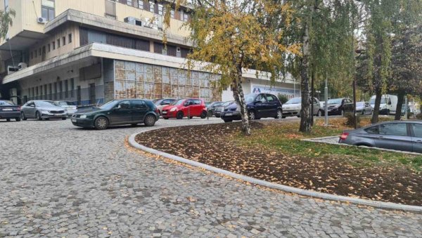 НОВИ ПАРКИНГ У ЛАЗАРЕВЦУ: Грађани ће имати на располагању 101 место за аутомобиле НОВИ ПАРКИНГ У ЛАЗАРЕВЦУ: Грађани ће имати на располагању 101 место за аутомобиле