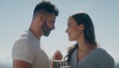 ZIMA DONOSI VELIKU ŽIVOTNU LEKCIJU: Nenad Cvijetić snimio novi spot (VIDEO) ZIMA DONOSI VELIKU ŽIVOTNU LEKCIJU: Nenad Cvijetić snimio novi spot (VIDEO)