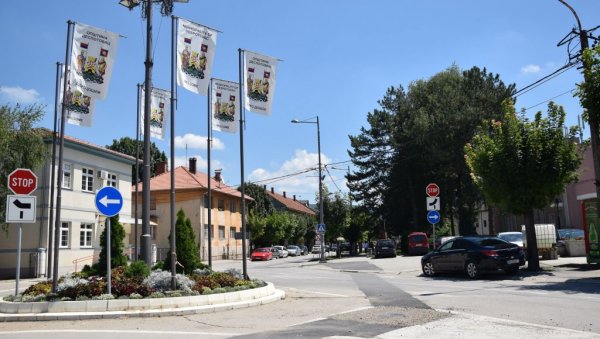 ДЕСПОТОВЧАНИ ПОЛА САТА БЕЗ СТРУЈЕ И ВОДЕ: Кратко искључење ДЕСПОТОВЧАНИ ПОЛА САТА БЕЗ СТРУЈЕ И ВОДЕ: Кратко искључење