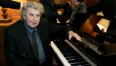 PEVAMO U ČAST TEODORAKISA: Simfonijski orkestar čuvenog kompozitora sa horom i solistima održaće tri koncerta u Srbiji