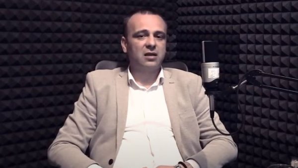 УХАПШЕНИ НАПАДАЧИ НА ПРЕДСЕДНИКА ОПШТИНЕ: Брза акција полиције у Братунцу, три особе приведене правди УХАПШЕНИ НАПАДАЧИ НА ПРЕДСЕДНИКА ОПШТИНЕ: Брза акција полиције у Братунцу, три особе приведене правди