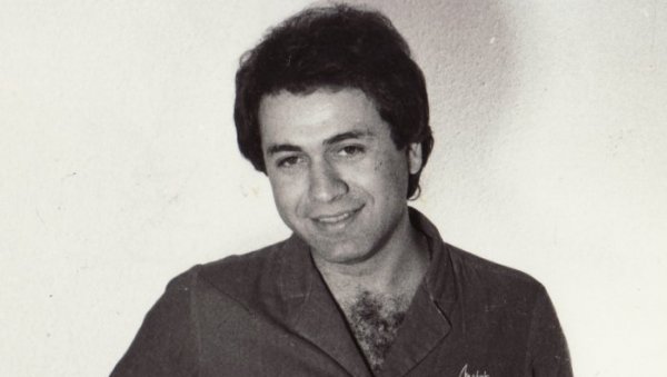ЗАНЕЛА МЕ СВЕТЛА ВЕЛИКОГА ГРАДА (1): Маринко је само једном заборавио текст ЗАНЕЛА МЕ СВЕТЛА ВЕЛИКОГА ГРАДА (1): Маринко је само једном заборавио текст