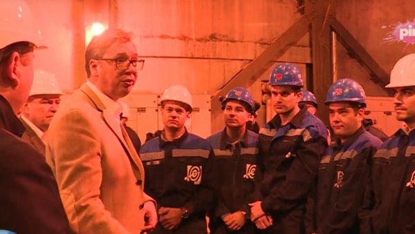 ХВАЛА СВИМА, ЗАДУЖИЛИ СТЕ СРБИЈУ Вучић објавио снимак - скренуо пажњу на тежак посао радника Тента (ВИДЕО) ХВАЛА СВИМА, ЗАДУЖИЛИ СТЕ СРБИЈУ Вучић објавио снимак - скренуо пажњу на тежак посао радника Тента (ВИДЕО)