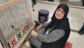 ТАЈНЕ СЈЕНИЧКО-ПЕШТЕРСКОГ ЋИЛИМА: Окупиле се ткаље из Србије да очувају традицију (ФОТО) ТАЈНЕ СЈЕНИЧКО-ПЕШТЕРСКОГ ЋИЛИМА: Окупиле се ткаље из Србије да очувају традицију (ФОТО)