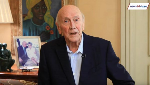 ПРЕМИНУО ПОСЛЕДЊИ БЕЛИ ПРЕДСЕДНИК ЈУЖНЕ АФРИКЕ: Објављена порука коју је снимио пред смрт - Де Клерк се извинио због апартхејда ПРЕМИНУО ПОСЛЕДЊИ БЕЛИ ПРЕДСЕДНИК ЈУЖНЕ АФРИКЕ: Објављена порука коју је снимио пред смрт - Де Клерк се извинио због апартхејда