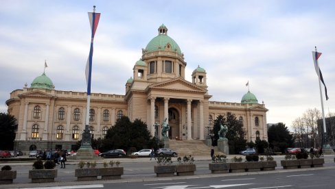 POSLANICI U PONEDELJAK O BUDŽETU, ZAKONU O MEDIJIMA... Rasprava o 60 tačaka dnevnog reda