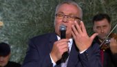 ЗОРАН КАЛЕЗИЋ СЕ БОРИ ПРОТИВ ТЕШКЕ БОЛЕСТИ: Не знам зашто се то толико окомило на нас ЗОРАН КАЛЕЗИЋ СЕ БОРИ ПРОТИВ ТЕШКЕ БОЛЕСТИ: Не знам зашто се то толико окомило на нас