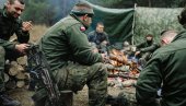 UBRZANO NAORUŽAVANJE UKRAJINE: Poljska šalje dronove i PVO sistem „Grom“ UBRZANO NAORUŽAVANJE UKRAJINE: Poljska šalje dronove i PVO sistem „Grom“