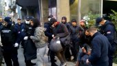 ПРОНАЂЕНА 82 ИЛЕГАЛНА МИГРАНТА У БЕОГРАДУ: Акција полиције у Старом граду и на Савском венцу (ФОТО)