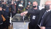 OTVORENA BIRAČKA MESTA: Danas drugi krug lokalnih izbora na Kosovu i Metohiji OTVORENA BIRAČKA MESTA: Danas drugi krug lokalnih izbora na Kosovu i Metohiji