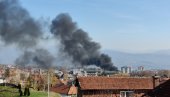 VELIKI POŽAR U CENTRU VRANJA: Deo grada bez struje, gore advokatske kancelarije? VELIKI POŽAR U CENTRU VRANJA: Deo grada bez struje, gore advokatske kancelarije?
