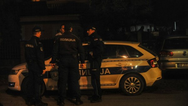 ОГЛАСИО СЕ МУП: Полиција о злочину и убиству у Сурчину, супрузи убијеног одређен притвор ОГЛАСИО СЕ МУП: Полиција о злочину и убиству у Сурчину, супрузи убијеног одређен притвор