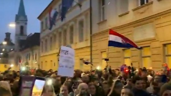 ХРВАТСКА УВОДИ ОБАВЕЗНЕ КОВИД ПОТВРДЕ: Многи ће сутра остати пред вратима ХРВАТСКА УВОДИ ОБАВЕЗНЕ КОВИД ПОТВРДЕ: Многи ће сутра остати пред вратима