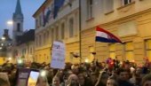 ХРВАТСКА УВОДИ ОБАВЕЗНЕ КОВИД ПОТВРДЕ: Многи ће сутра остати пред вратима ХРВАТСКА УВОДИ ОБАВЕЗНЕ КОВИД ПОТВРДЕ: Многи ће сутра остати пред вратима