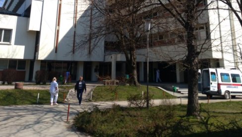 IZBODENA DVOJICA MLADIĆA U ČAČKU: Jedan životno ugrožen IZBODENA DVOJICA MLADIĆA U ČAČKU: Jedan životno ugrožen
