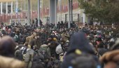 HAOS U POLJSKOJ: Grupa migranata demolirala prihvatni centar - traže bolje uslove HAOS U POLJSKOJ: Grupa migranata demolirala prihvatni centar - traže bolje uslove