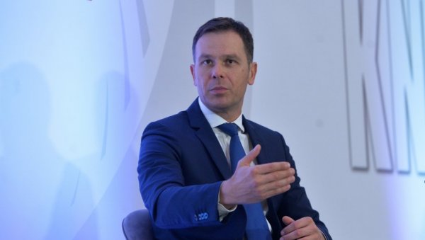 МИНИСТАР МАЛИ: Показали смо како одговорним потезима можемо да пружимо подршку и нашој привреди и грађанима МИНИСТАР МАЛИ: Показали смо како одговорним потезима можемо да пружимо подршку и нашој привреди и грађанима